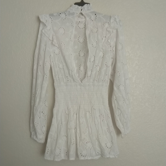 sabo skirt eyelet white long sleeve key hole back mini dress sz M - Picture 6 of 8